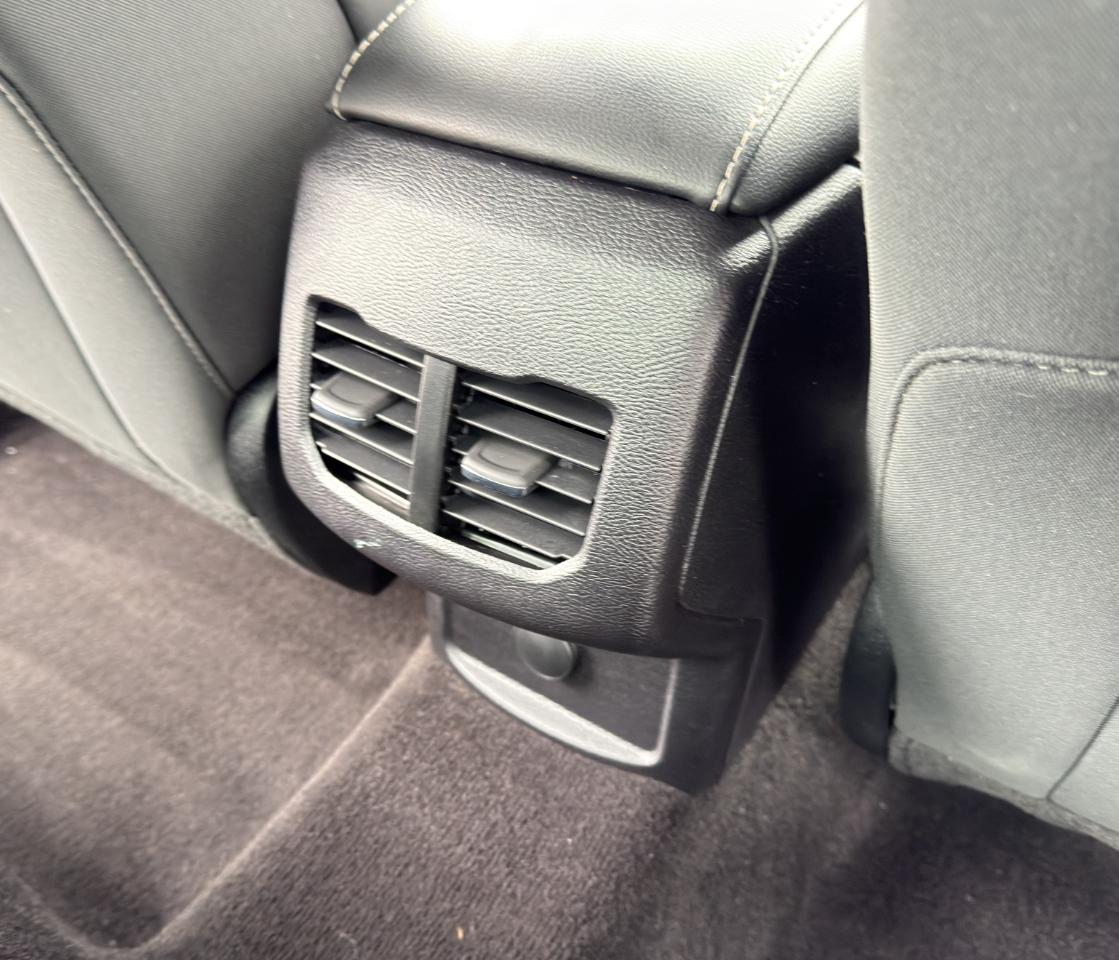 Ford Fusion SE FWD 2020