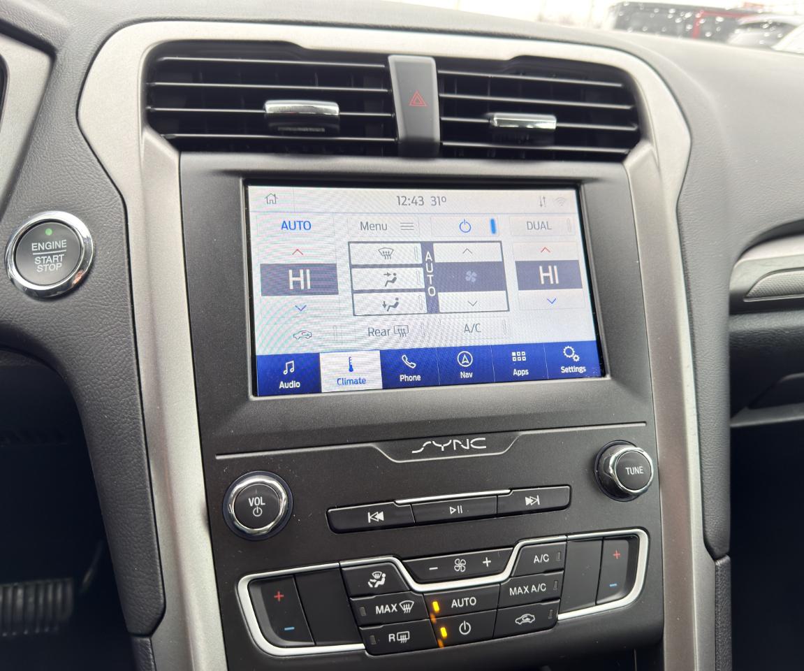 Ford Fusion SE FWD 2020