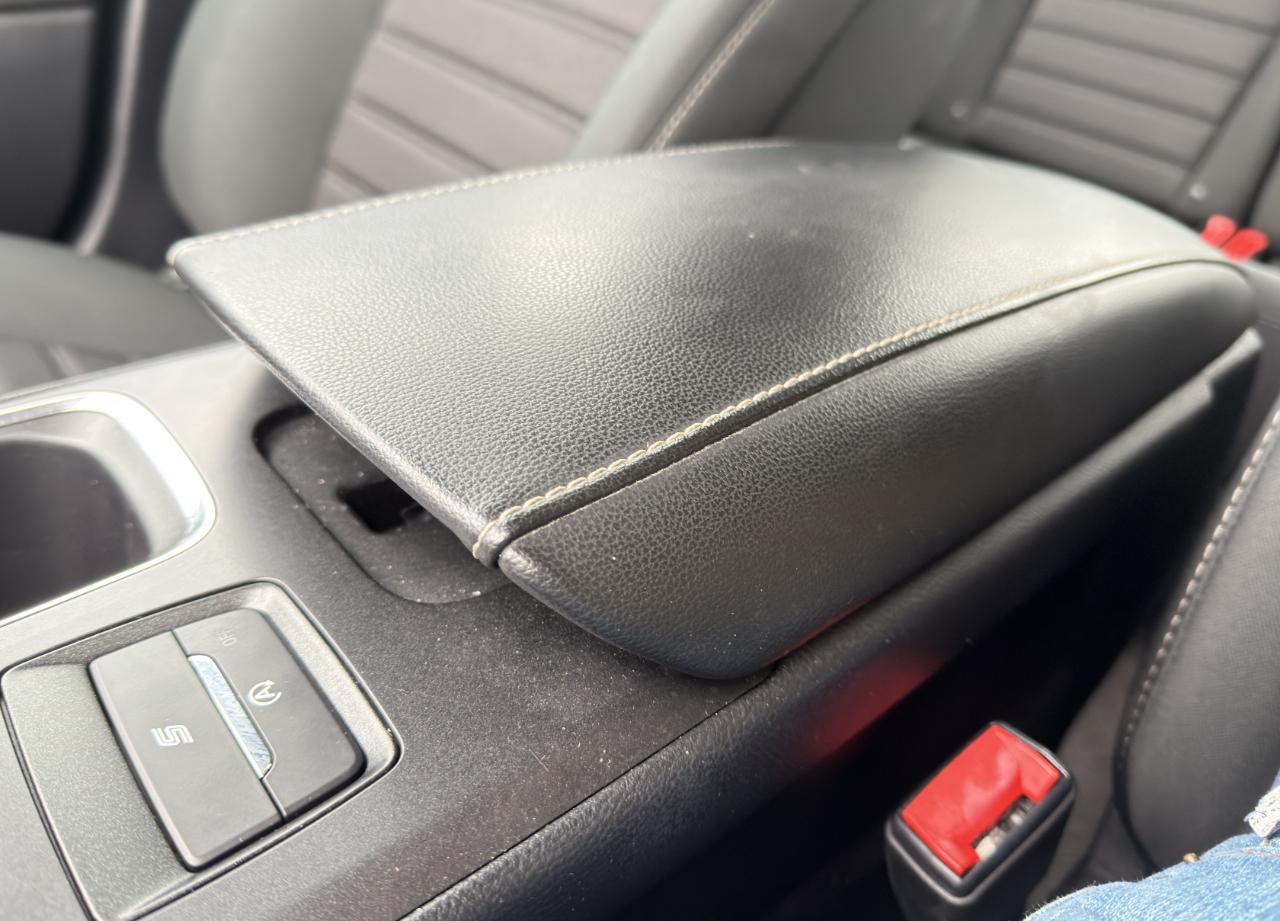 Ford Fusion SE FWD 2020