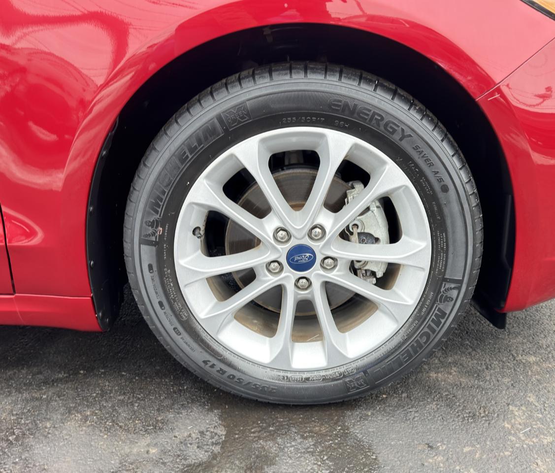 Ford Fusion SE FWD 2020