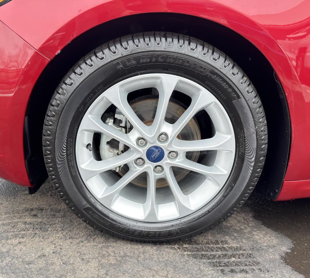 Ford Fusion SE FWD 2020