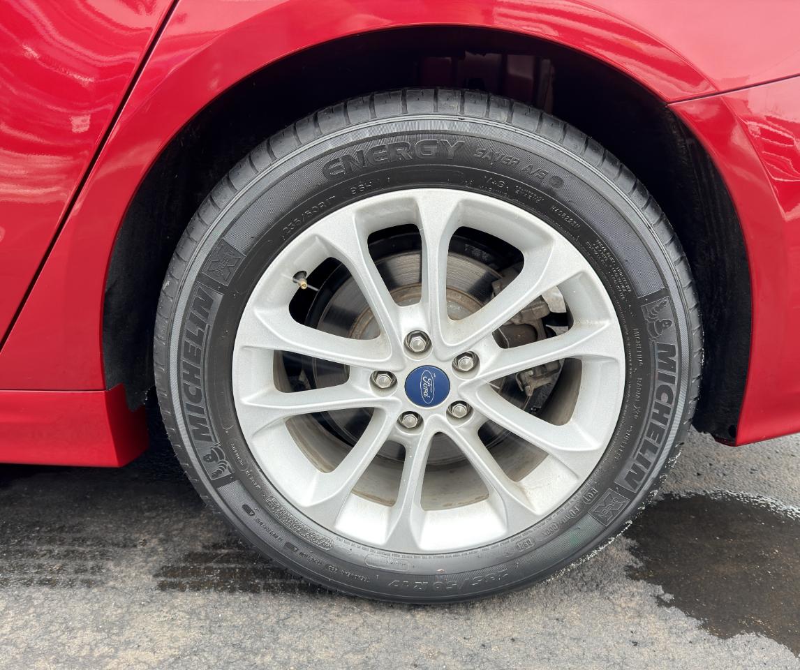 Ford Fusion SE FWD 2020