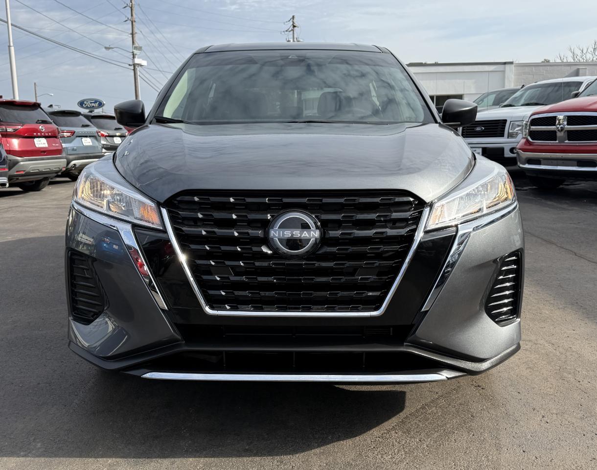 Nissan Kicks S FWD 2023