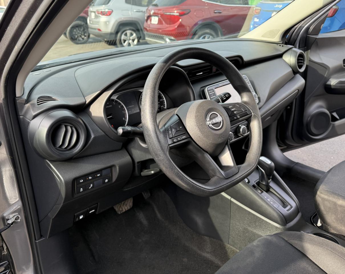 Nissan Kicks S FWD 2023