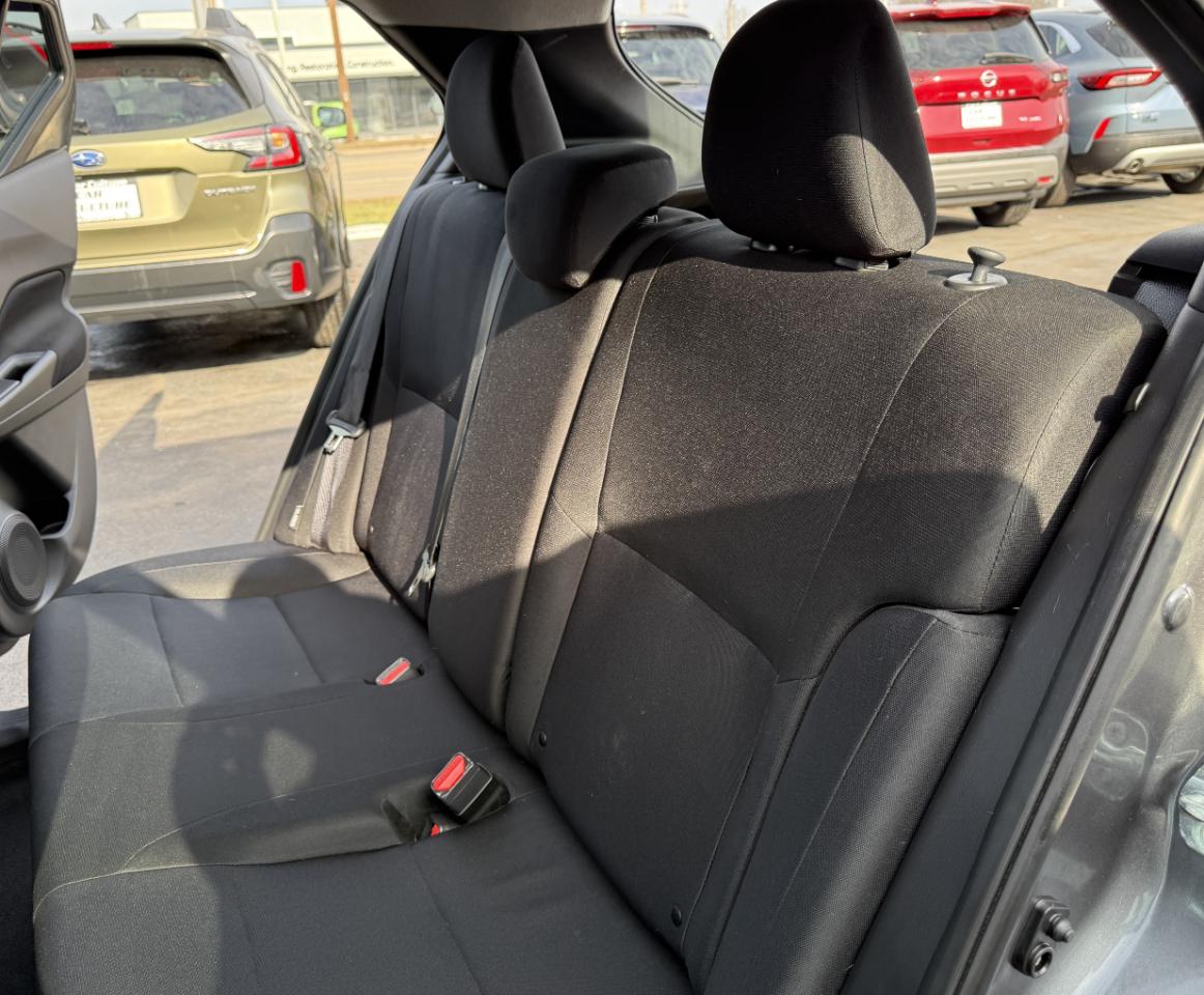 Nissan Kicks S FWD 2023