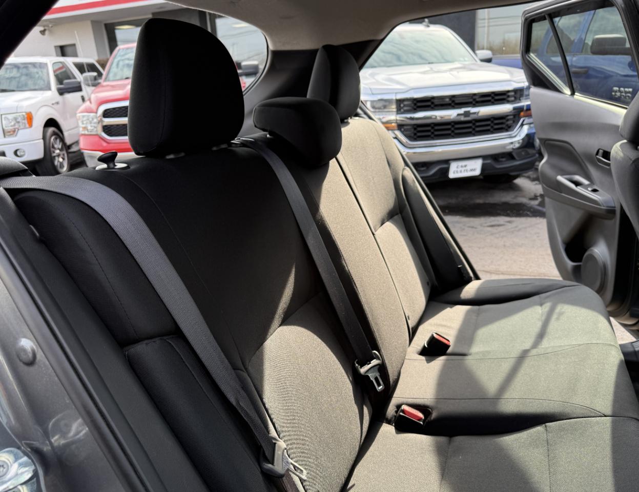 Nissan Kicks S FWD 2023