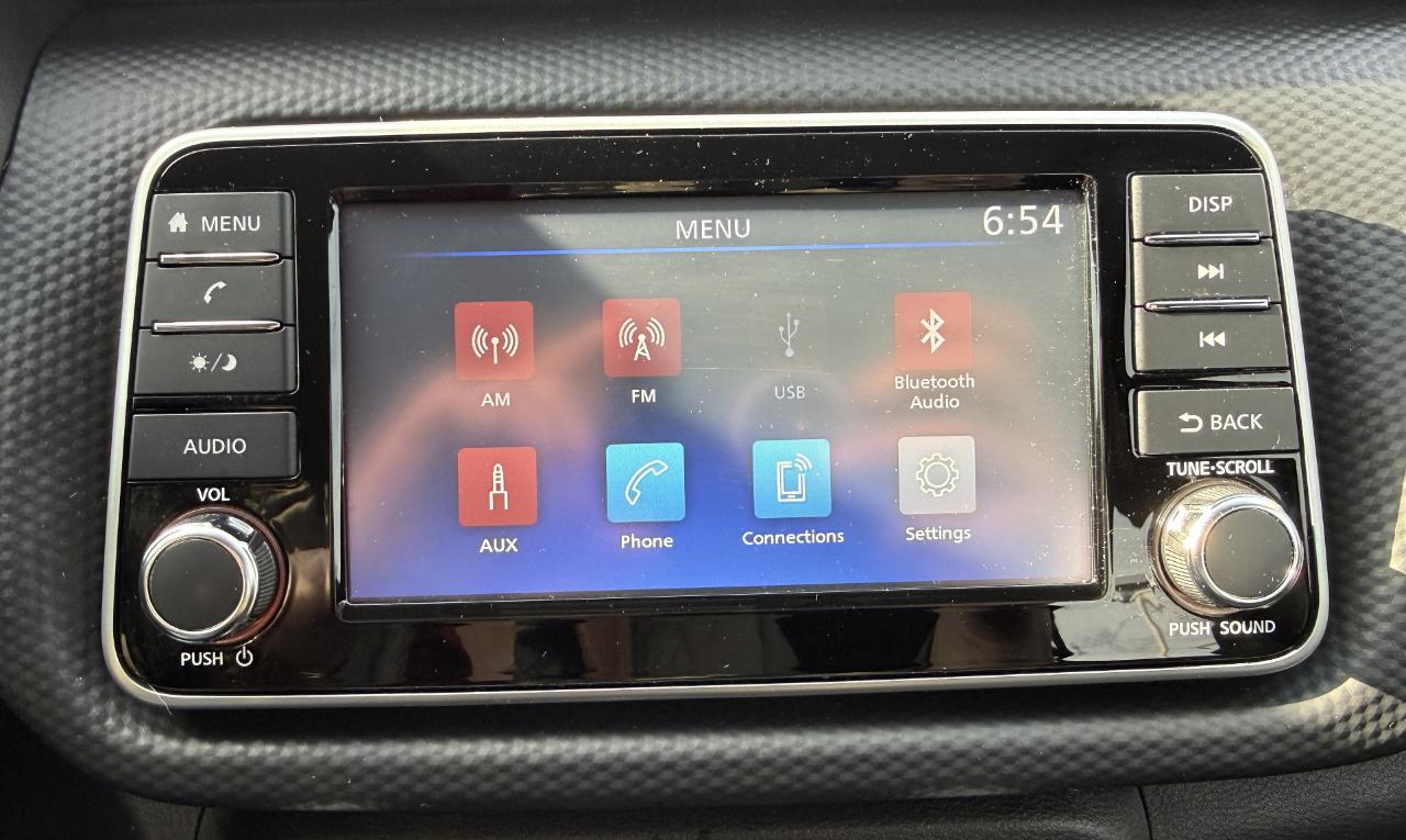 Nissan Kicks S FWD 2023