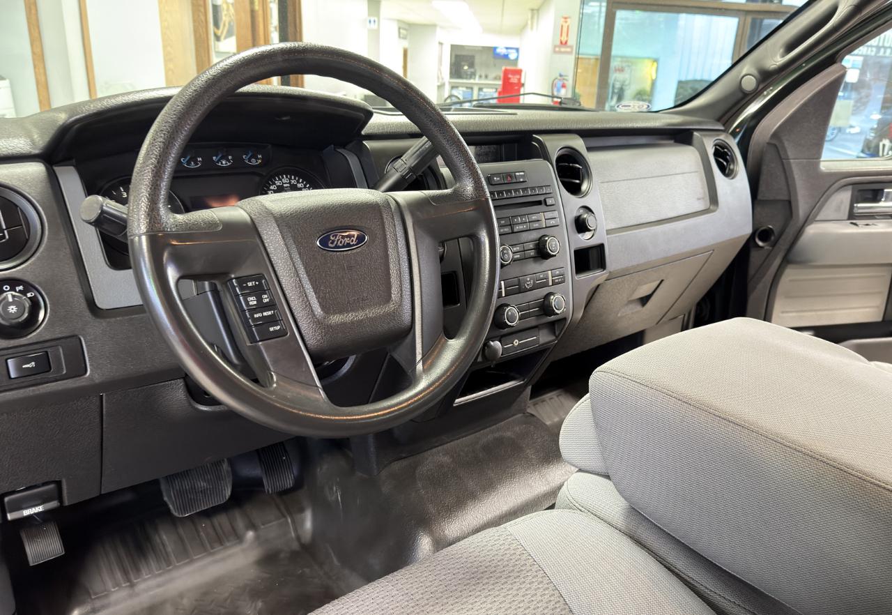 Ford F-150 2WD SuperCab 145" XL 2014