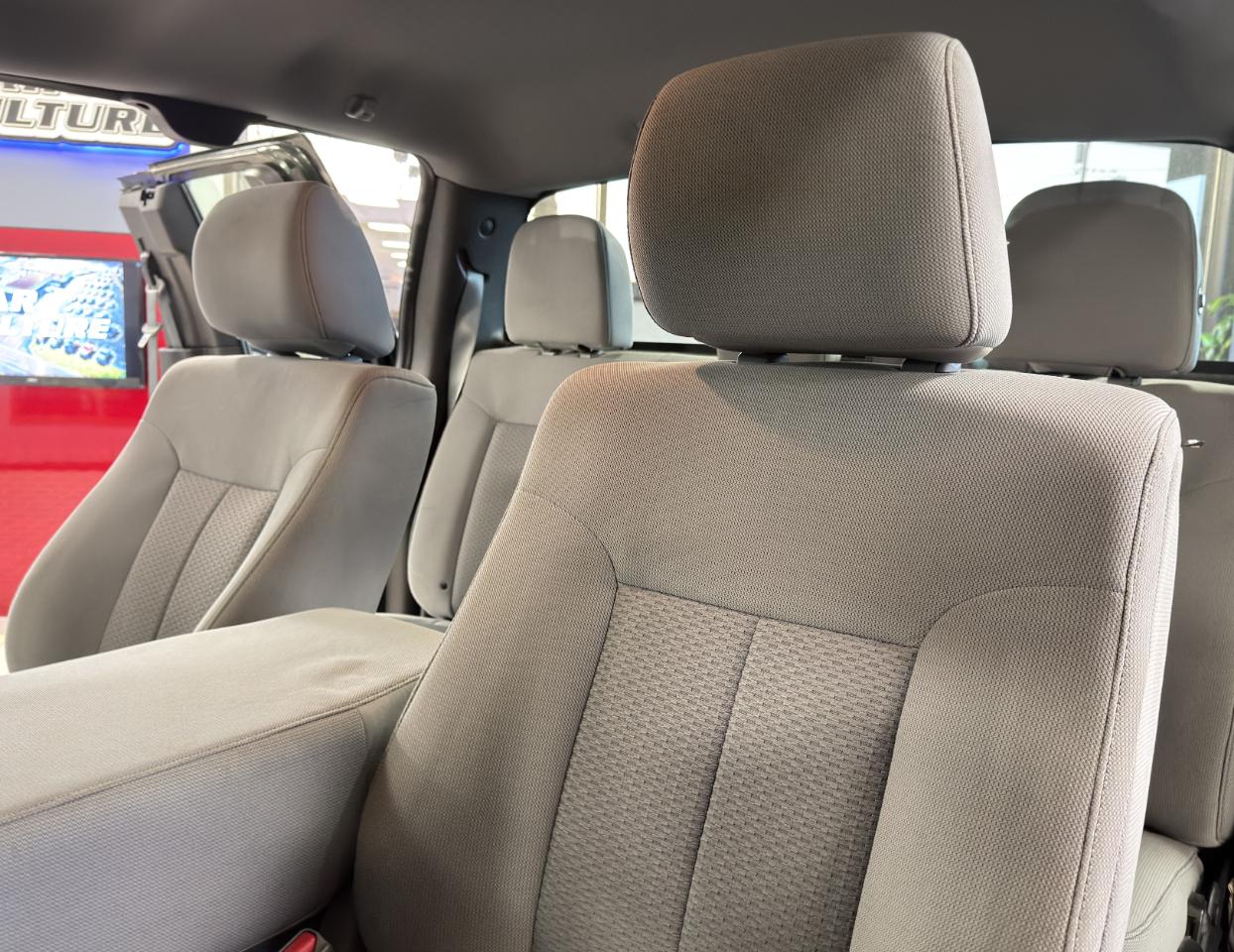 Ford F-150 2WD SuperCab 145" XL 2014