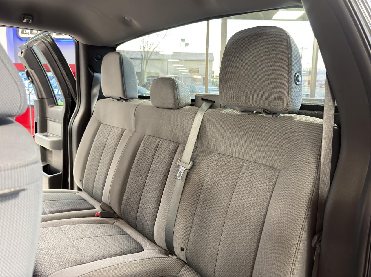 Ford F-150 2WD SuperCab 145" XL 2014