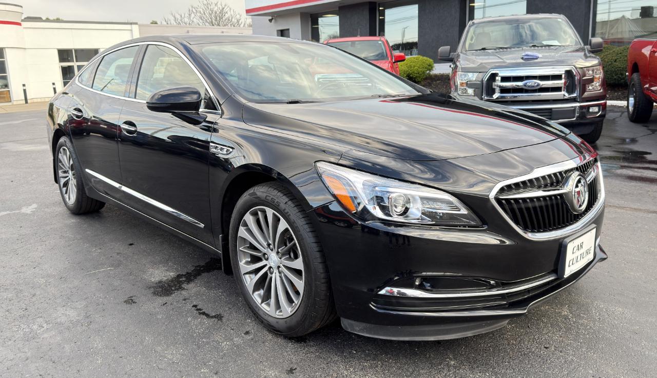 Buick LaCrosse 4dr Sdn Essence FWD 2019