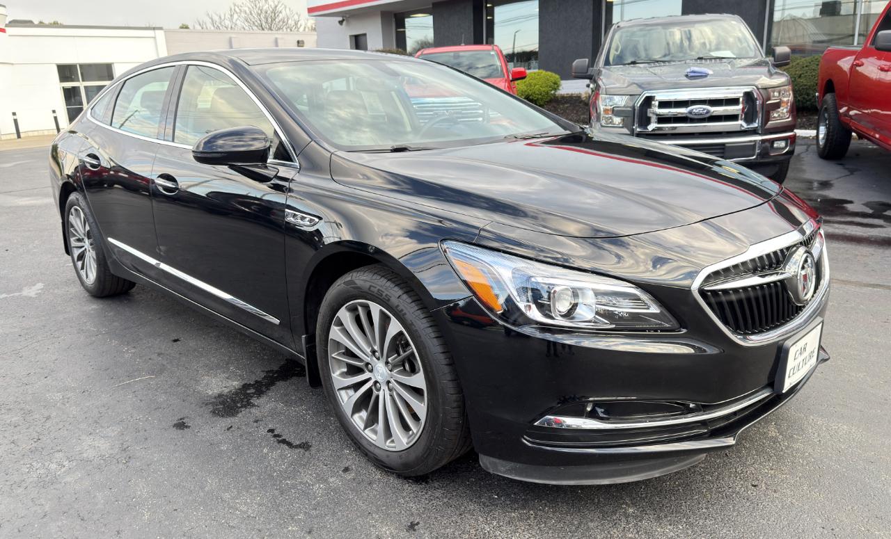 Buick LaCrosse 4dr Sdn Essence FWD 2019