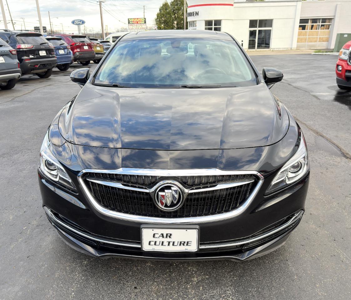 Buick LaCrosse 4dr Sdn Essence FWD 2019