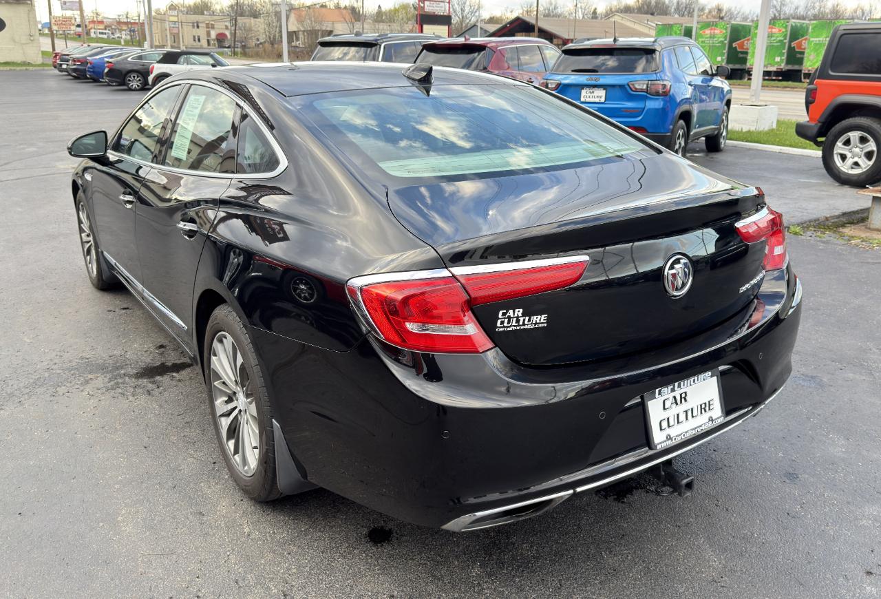 Buick LaCrosse 4dr Sdn Essence FWD 2019