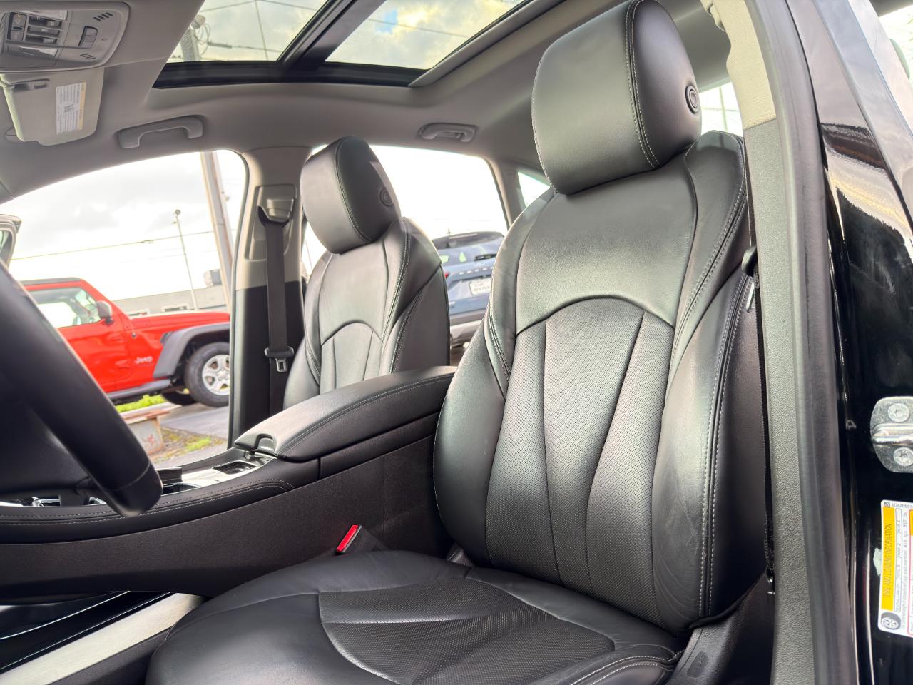 Buick LaCrosse 4dr Sdn Essence FWD 2019