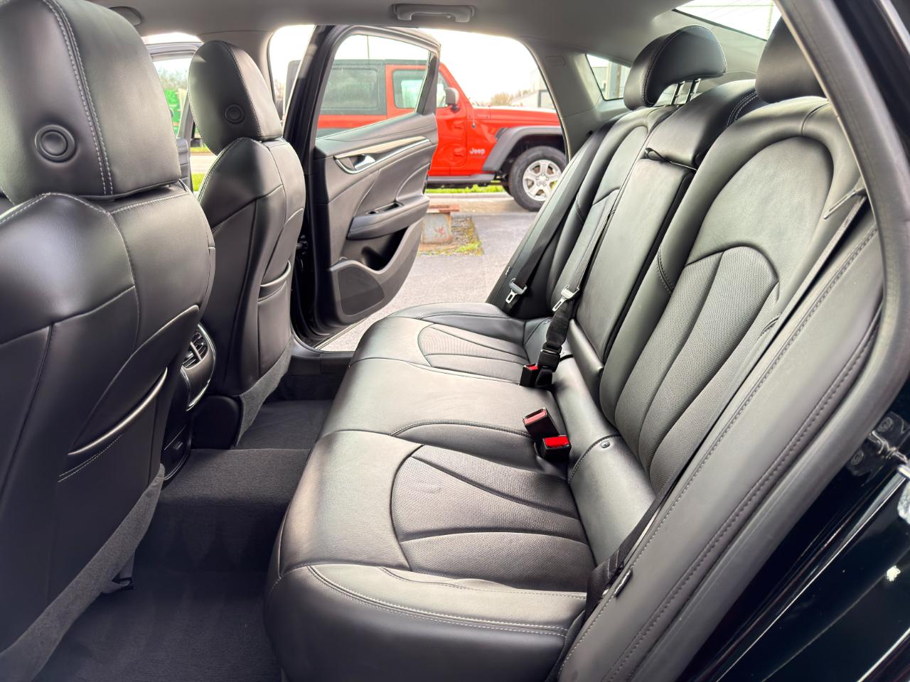 Buick LaCrosse 4dr Sdn Essence FWD 2019