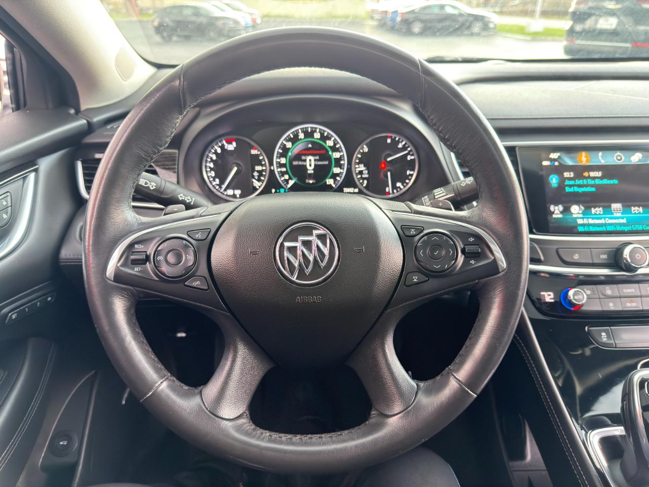 Buick LaCrosse 4dr Sdn Essence FWD 2019