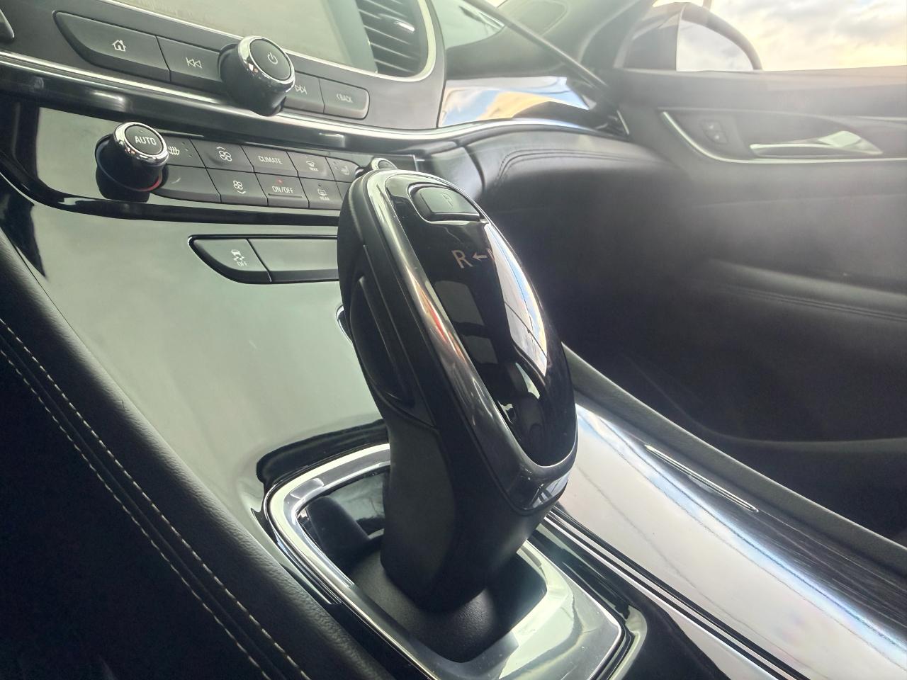 Buick LaCrosse 4dr Sdn Essence FWD 2019