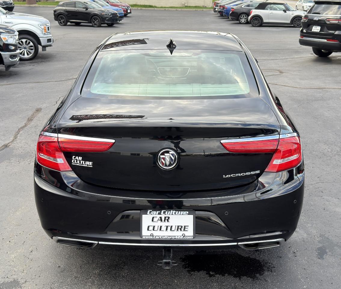 Buick LaCrosse 4dr Sdn Essence FWD 2019
