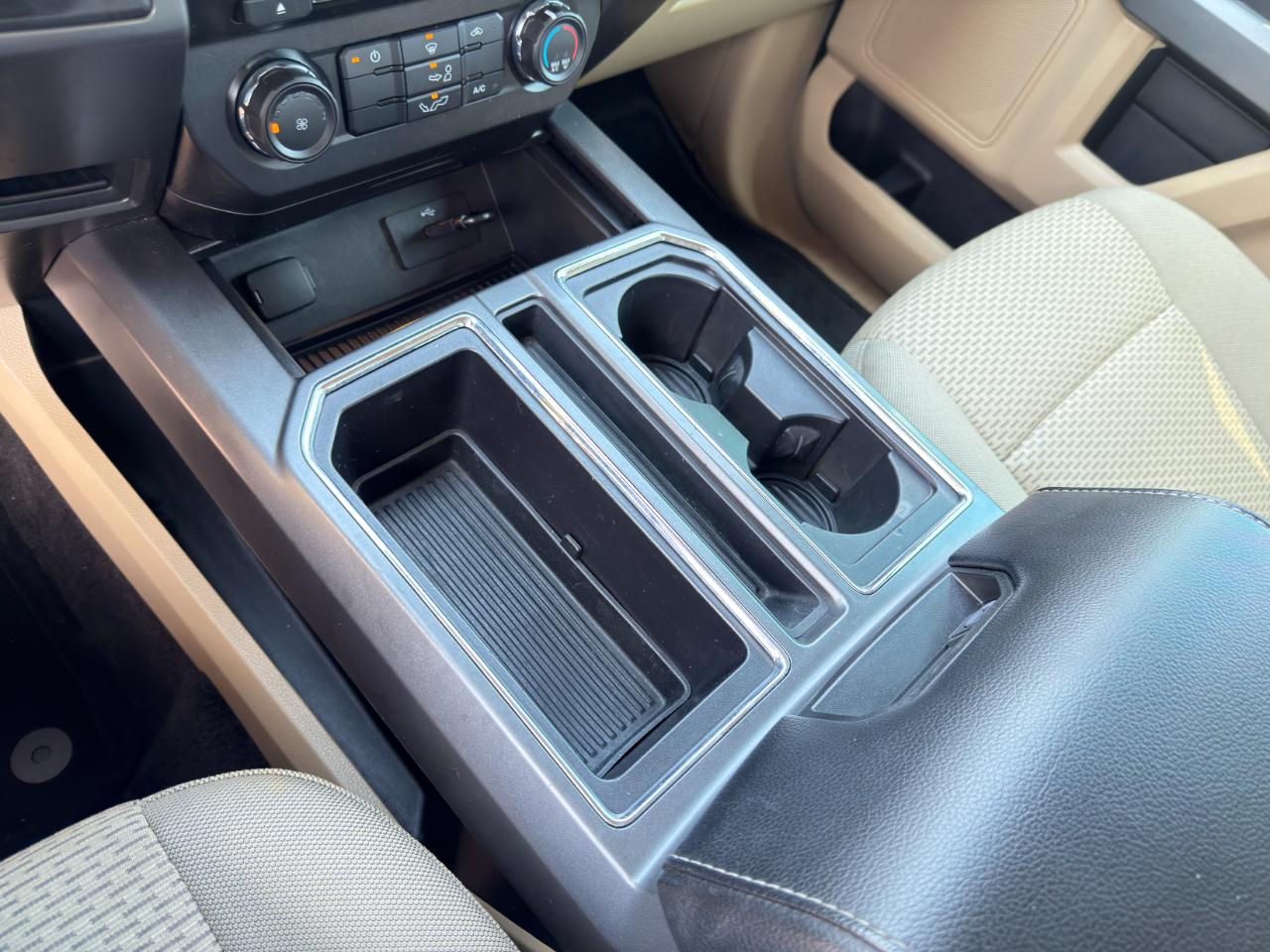 Ford F-150 XLT SuperCab 2WD 2016