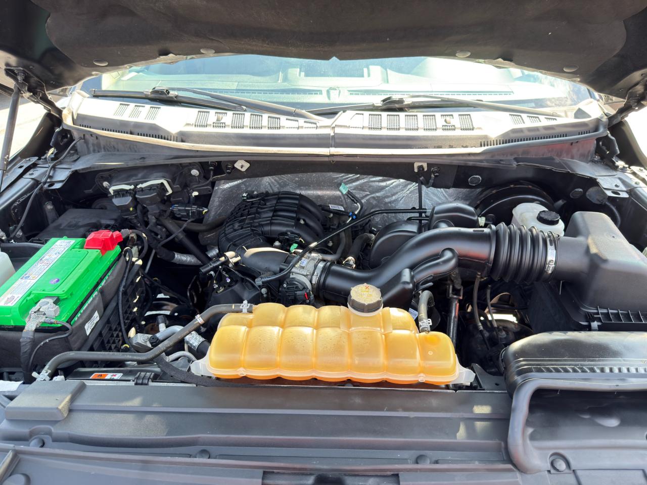 Ford F-150 XLT SuperCab 2WD 2016