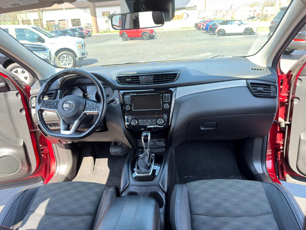 Nissan Rogue Sport SV AWD 2020