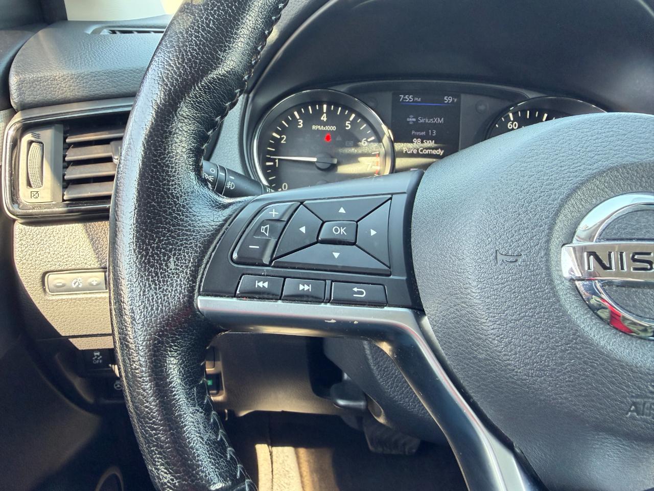 Nissan Rogue Sport SV AWD 2020