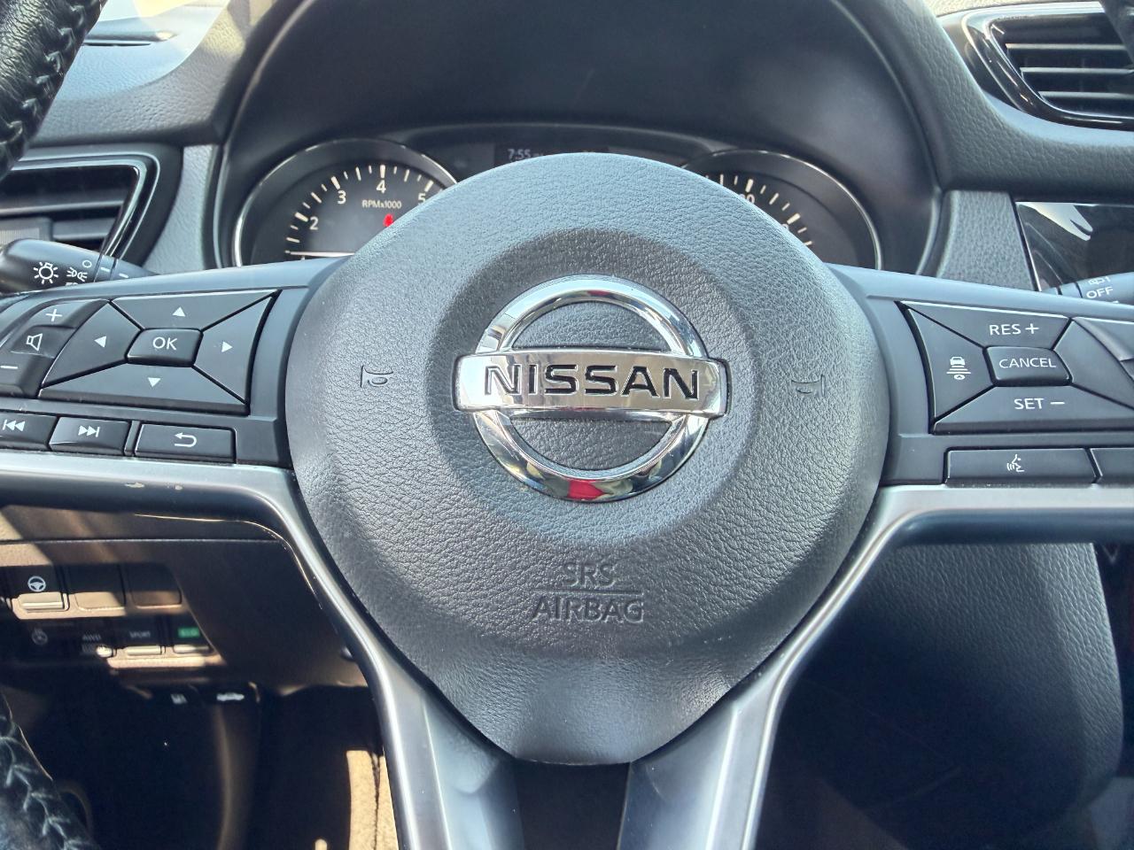 Nissan Rogue Sport SV AWD 2020