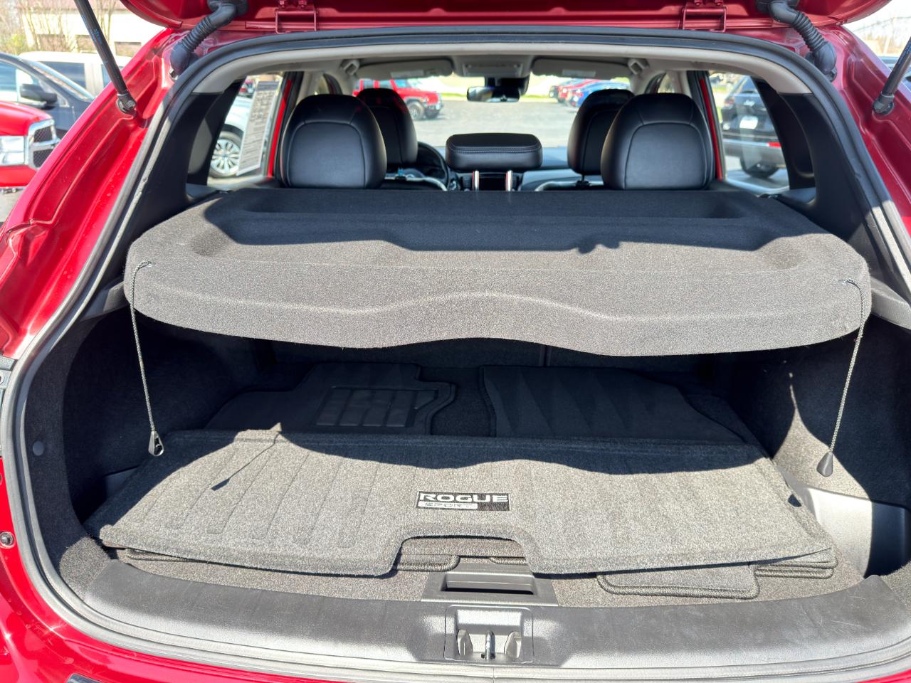 Nissan Rogue Sport SV AWD 2020