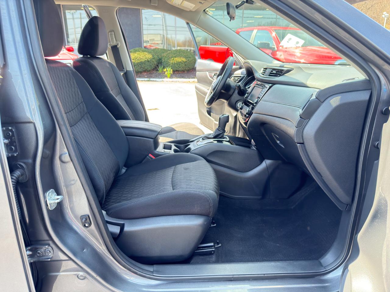 Nissan Rogue S AWD 2018