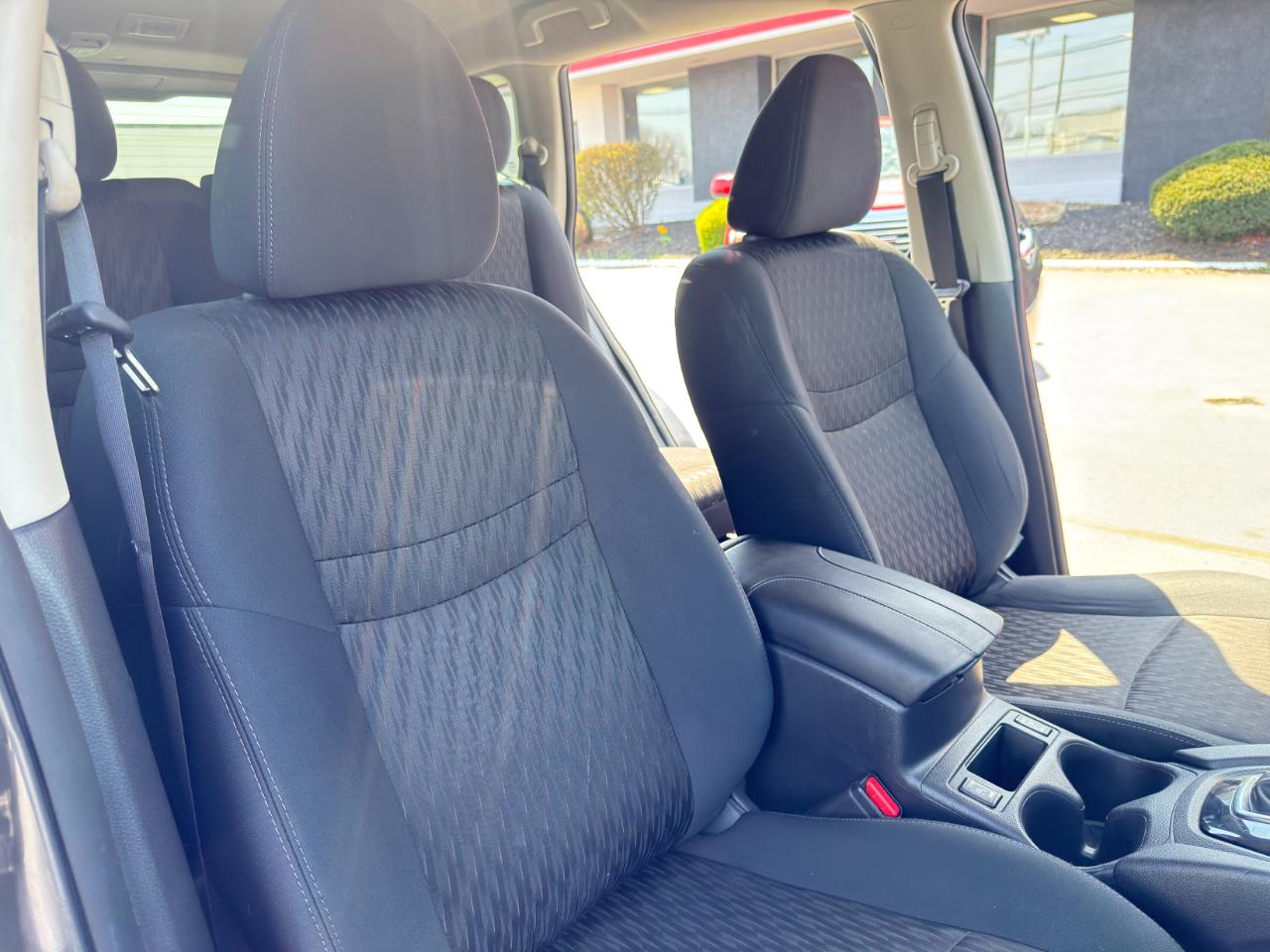 Nissan Rogue S AWD 2018