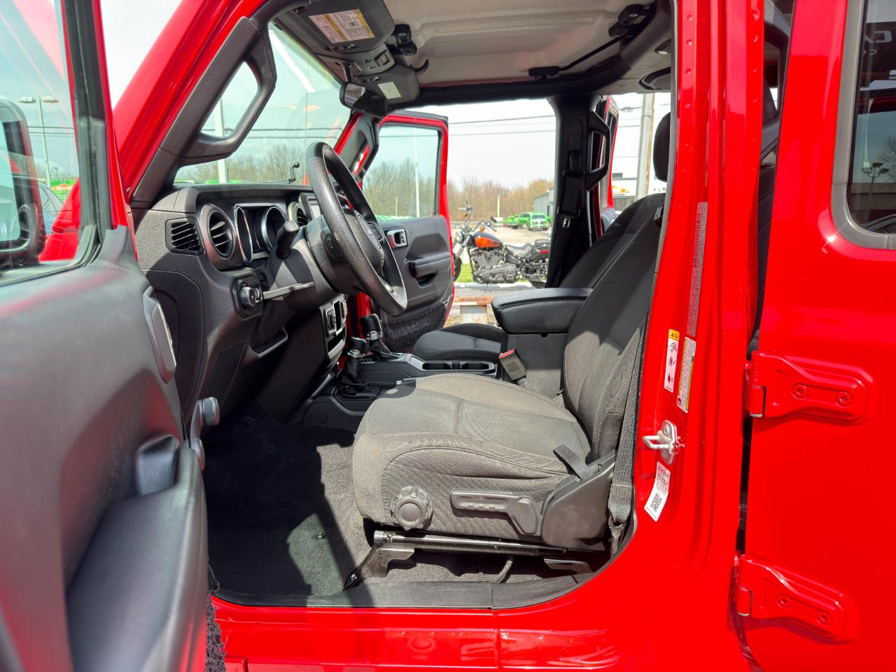 Jeep Wrangler Unlimited Sport 4WD 2018