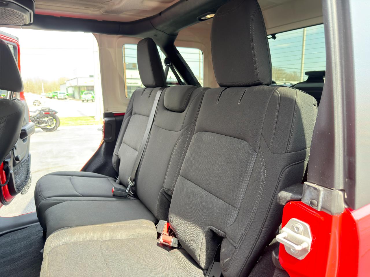 Jeep Wrangler Unlimited Sport 4WD 2018