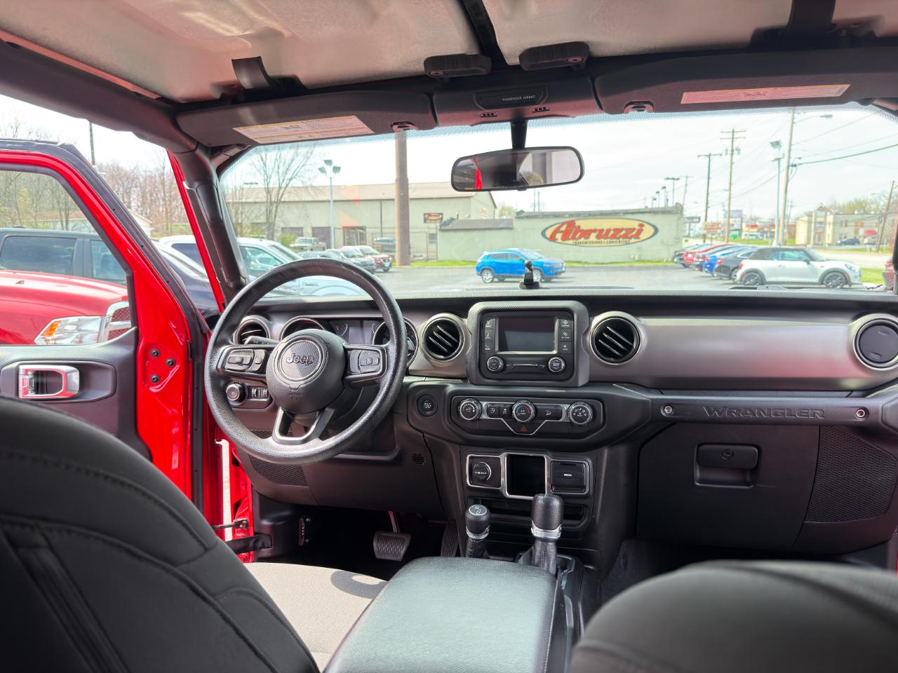 Jeep Wrangler Unlimited Sport 4WD 2018