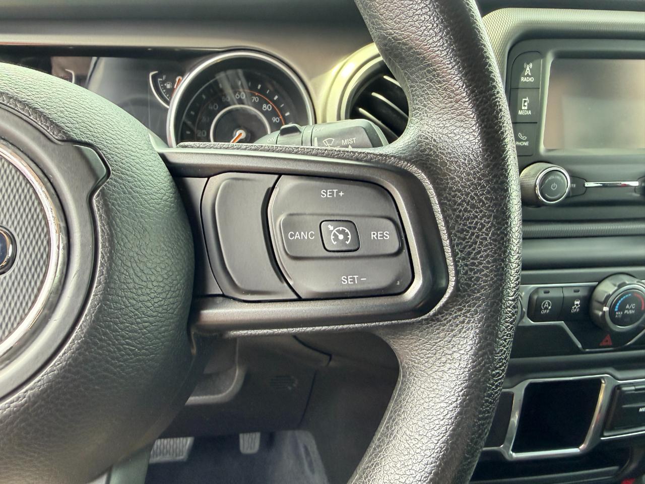 Jeep Wrangler Unlimited Sport 4WD 2018