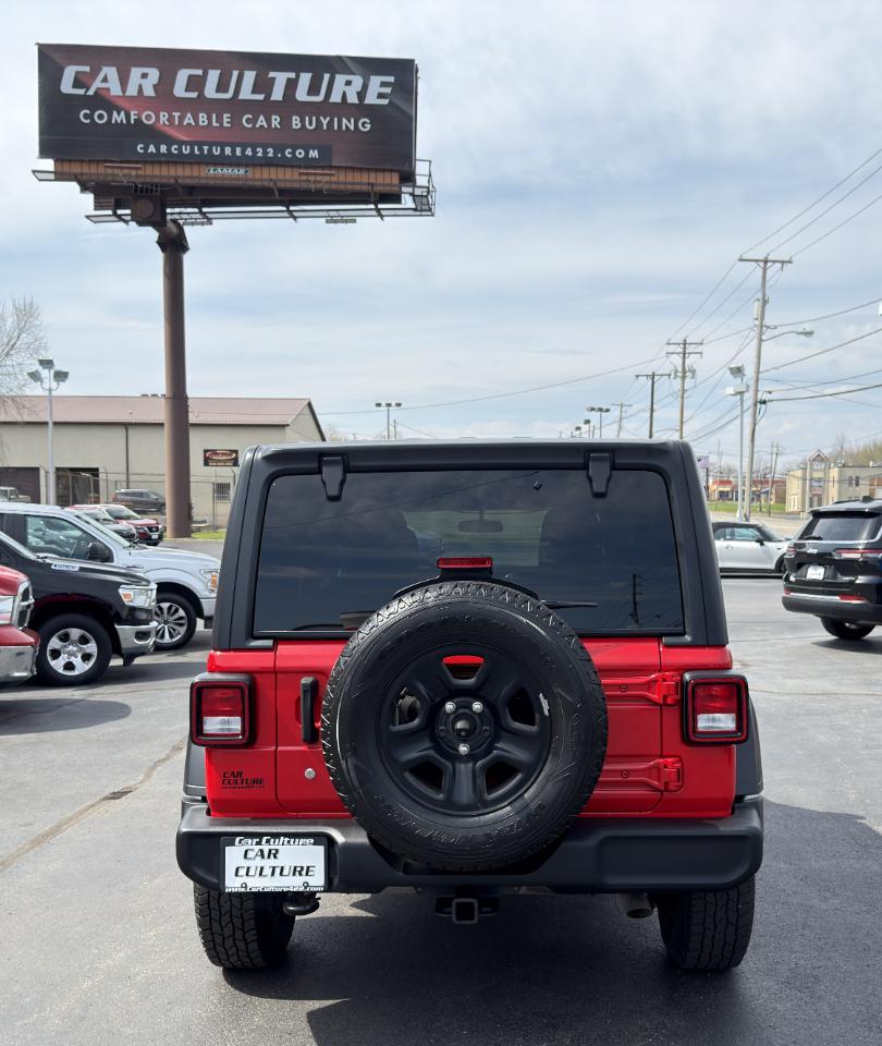 Jeep Wrangler Unlimited Sport 4WD 2018