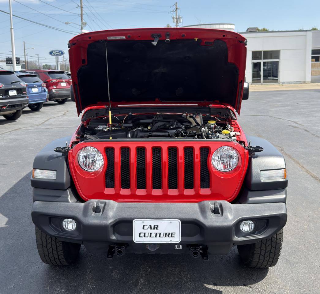 Jeep Wrangler Unlimited Sport 4WD 2018