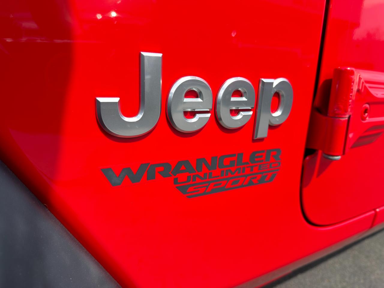 Jeep Wrangler Unlimited Sport 4WD 2018
