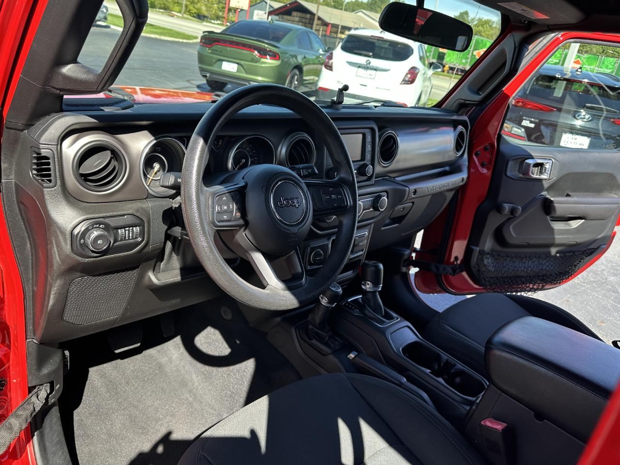 Jeep Wrangler Unlimited Sport 4WD 2018