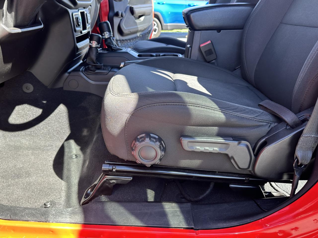 Jeep Wrangler Unlimited Sport 4WD 2018