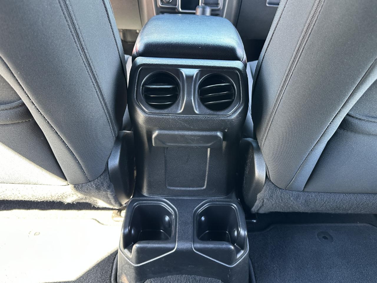 Jeep Wrangler Unlimited Sport 4WD 2018
