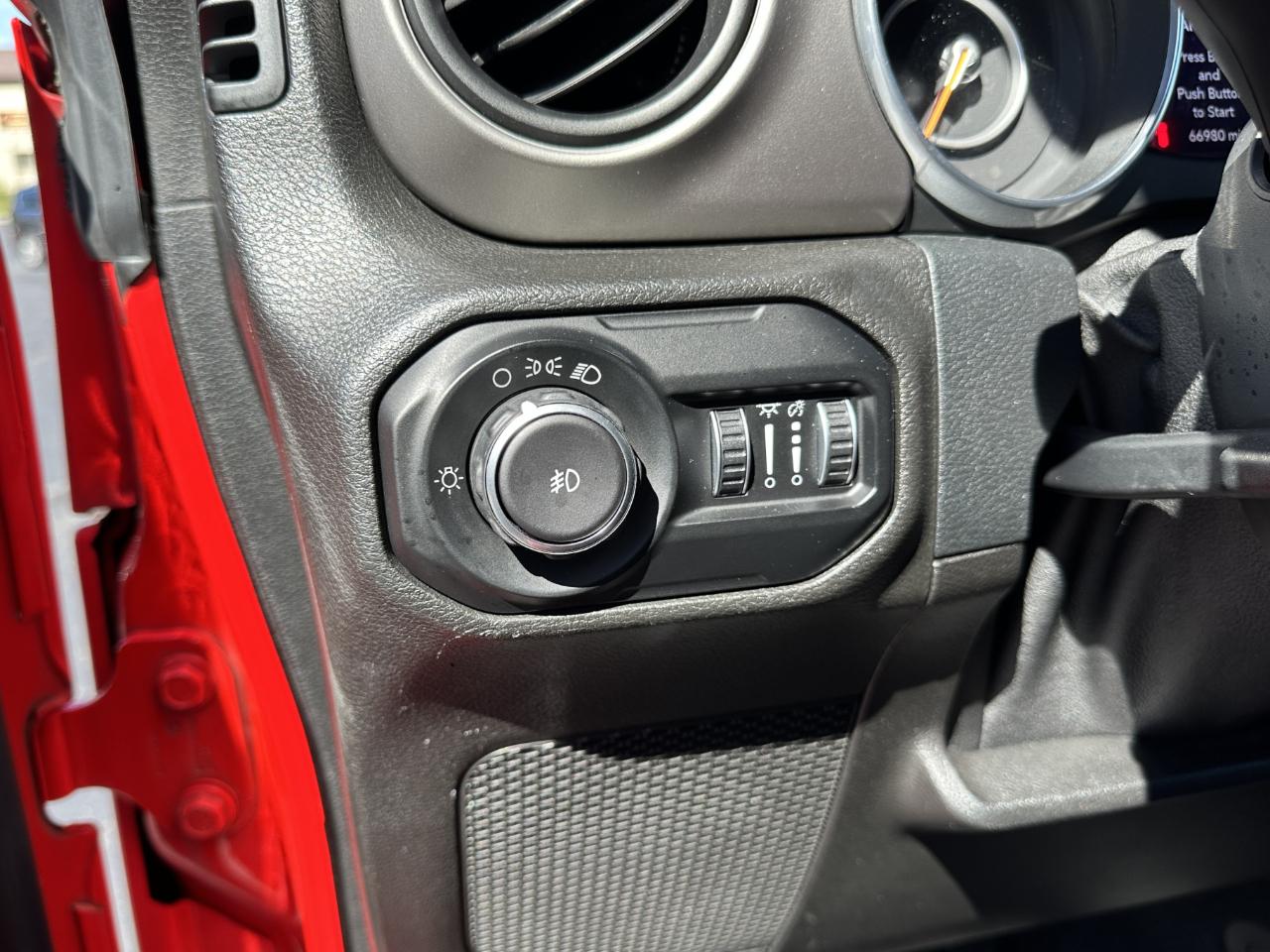 Jeep Wrangler Unlimited Sport 4WD 2018