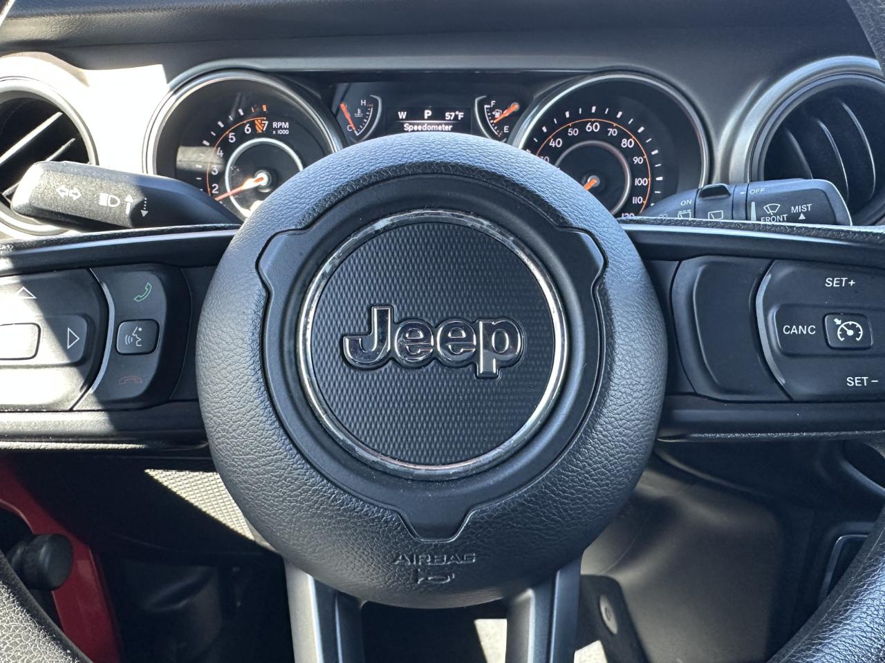 Jeep Wrangler Unlimited Sport 4WD 2018