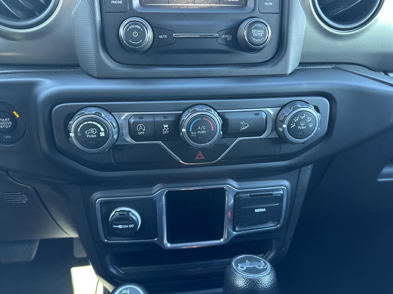 Jeep Wrangler Unlimited Sport 4WD 2018
