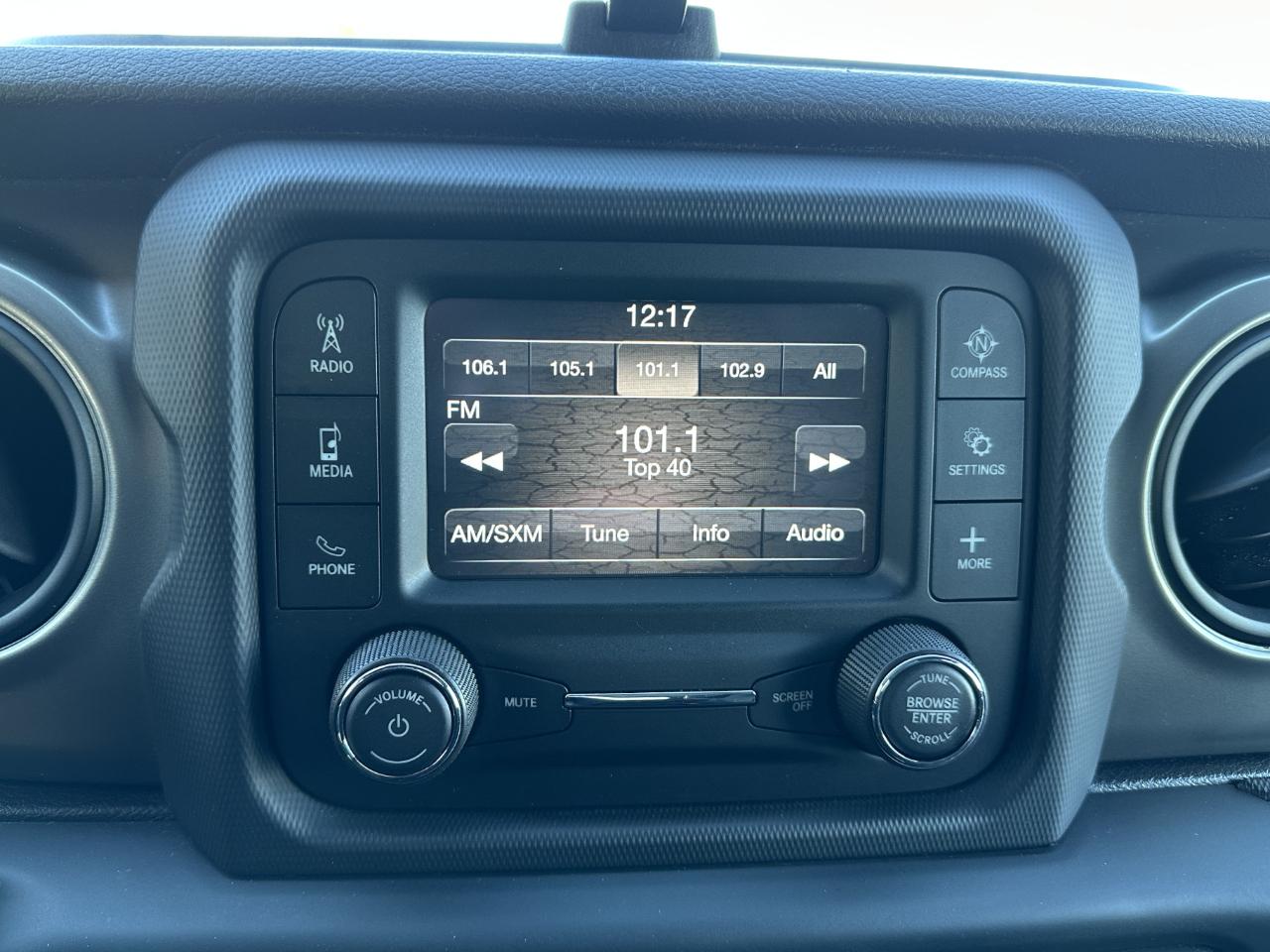 Jeep Wrangler Unlimited Sport 4WD 2018