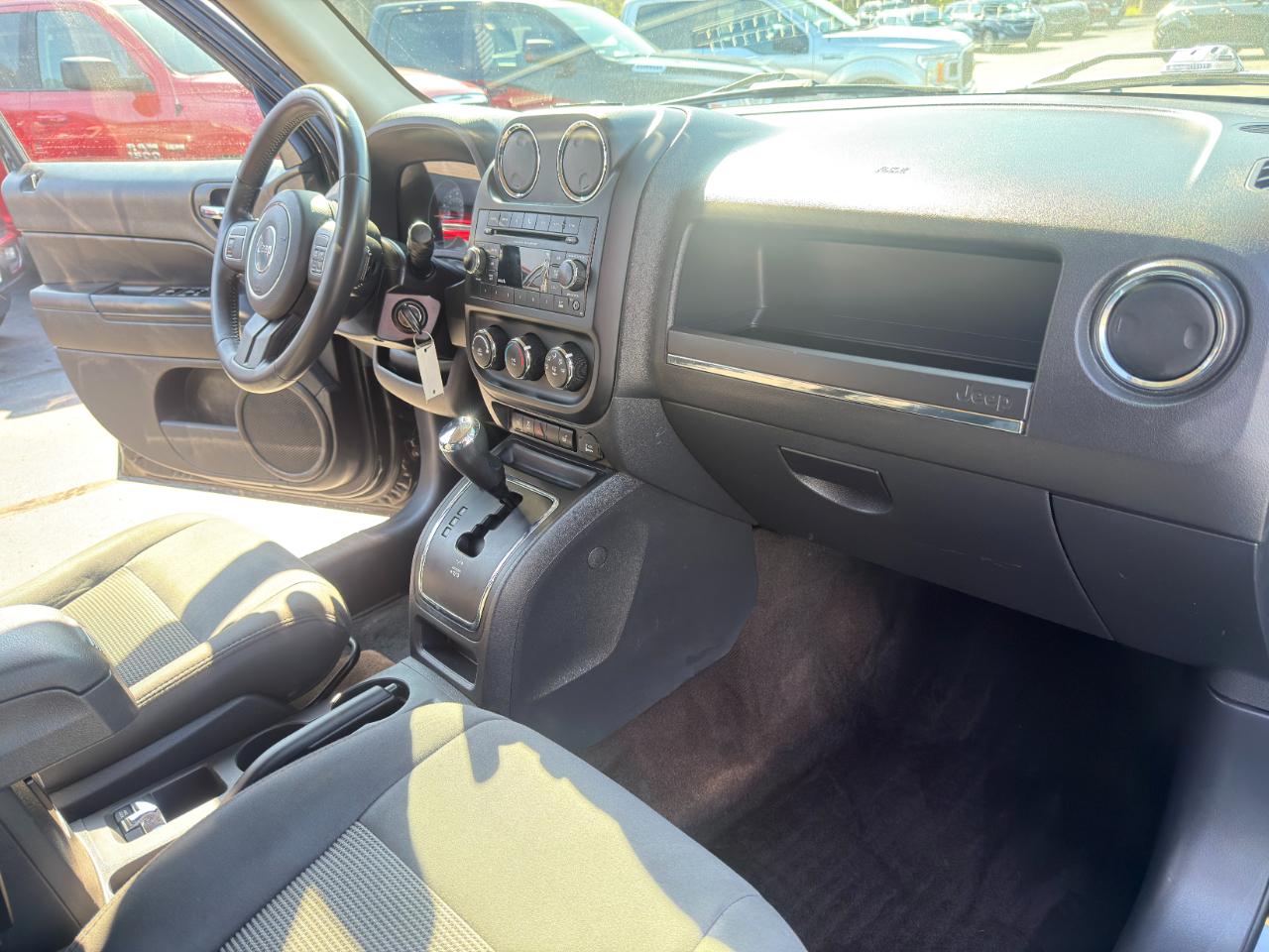 Jeep Patriot 4WD 4dr Latitude 2015