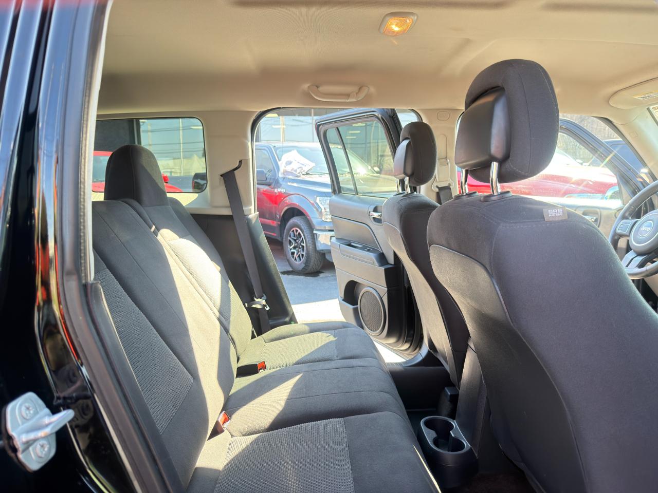 Jeep Patriot 4WD 4dr Latitude 2015