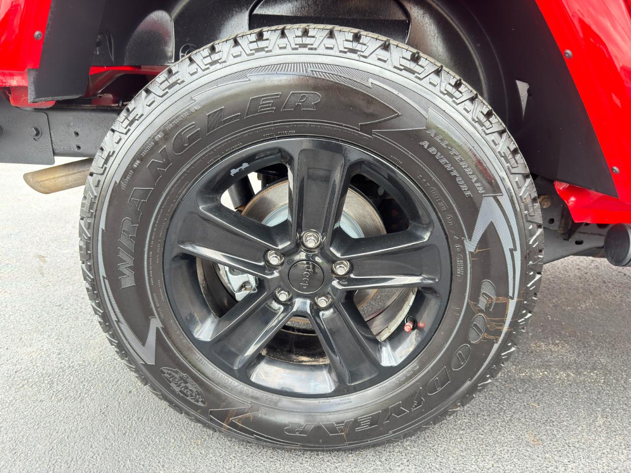 Jeep Wrangler 4WD 2dr Sahara 2017