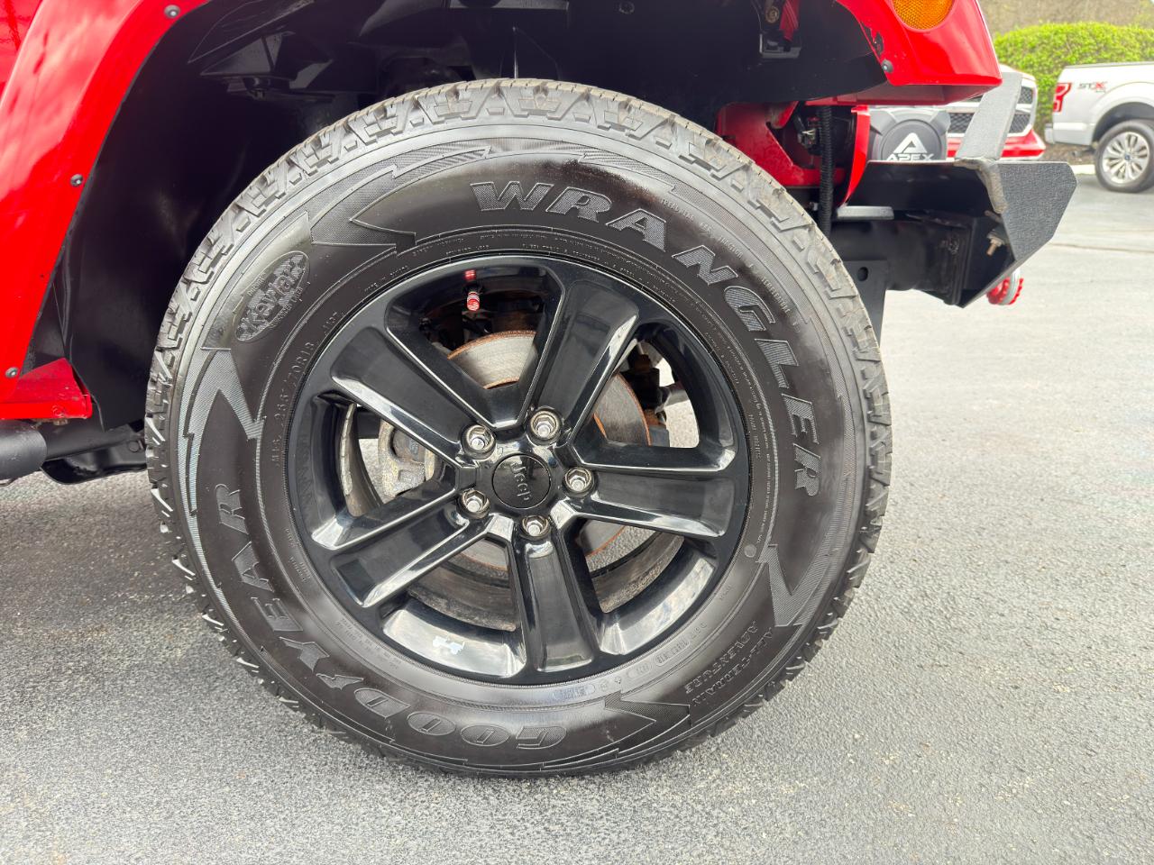 Jeep Wrangler 4WD 2dr Sahara 2017