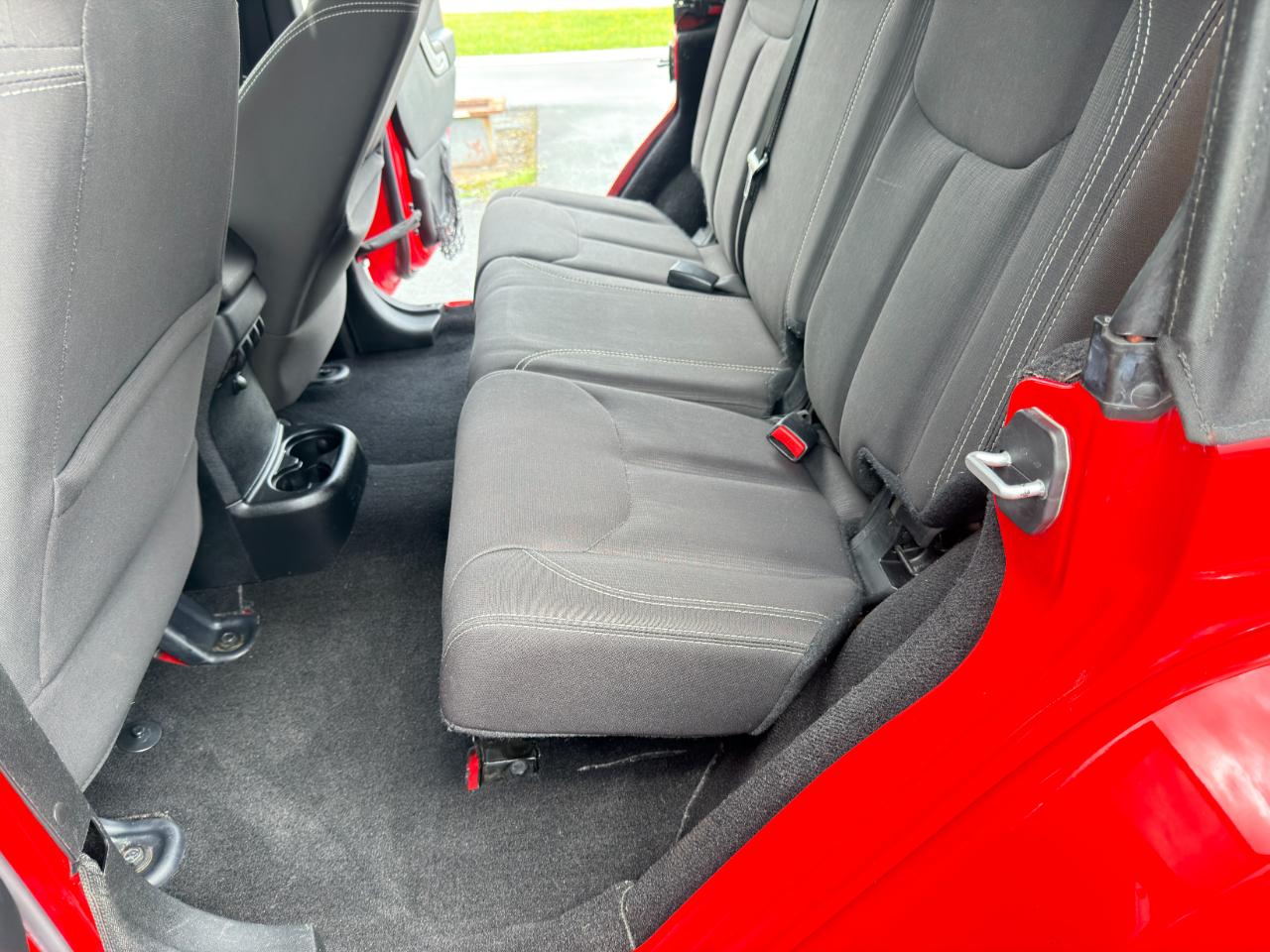 Jeep Wrangler 4WD 2dr Sahara 2017